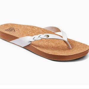 Reef Cushion Court Twist Flip-Flop Sandals- White